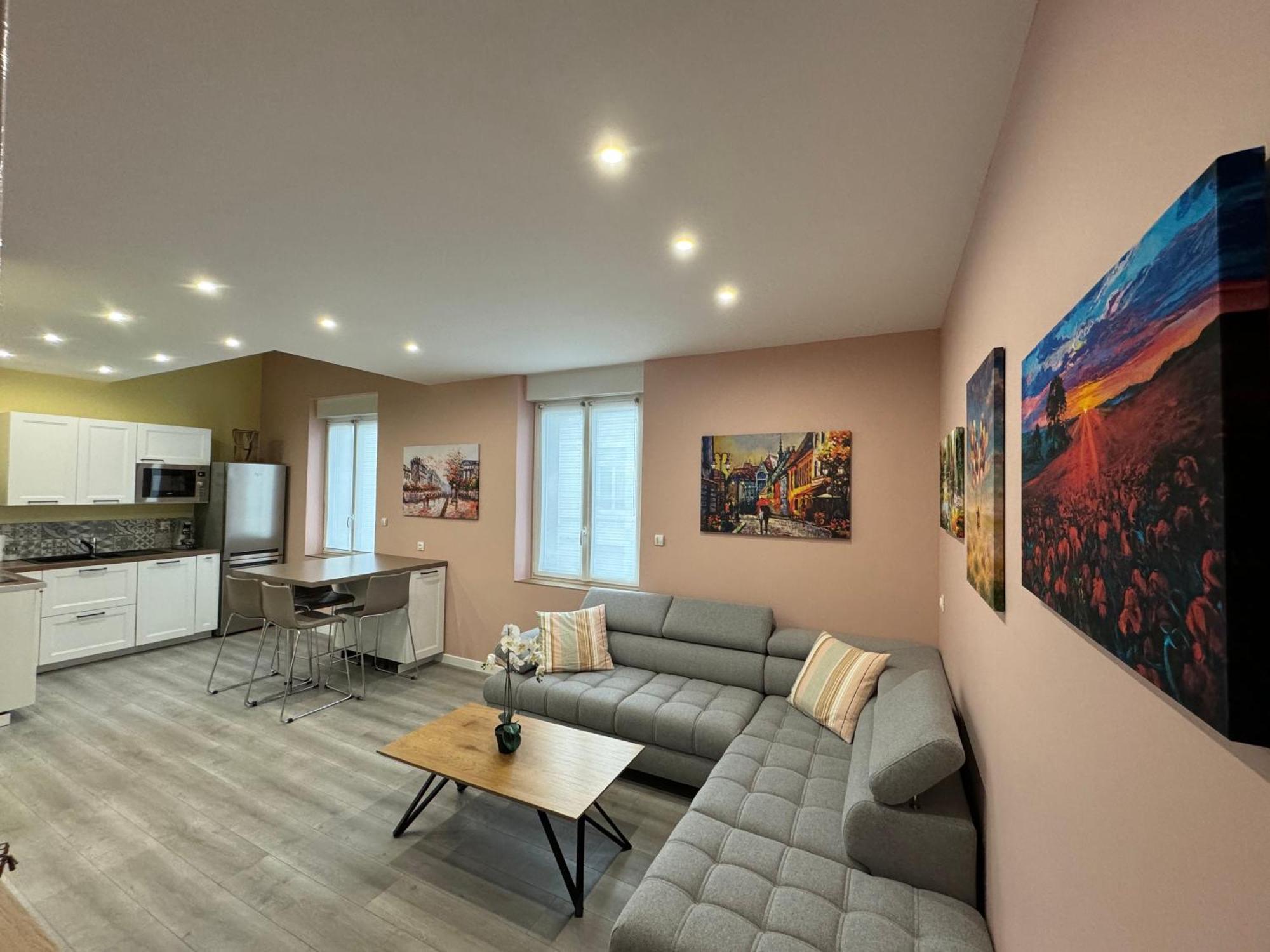 70M2 Climatise - Parking Prive - Lycee Roosevelt - Reims Arena Apartment Екстериор снимка